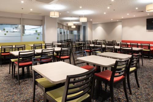 Holiday Inn Express Amiens an IHG Hotel - main image