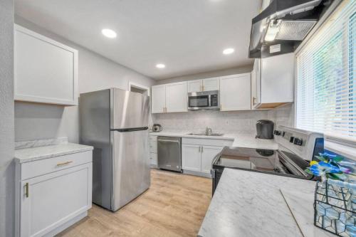 Great Value Stay Near Tesla in Austin, USA