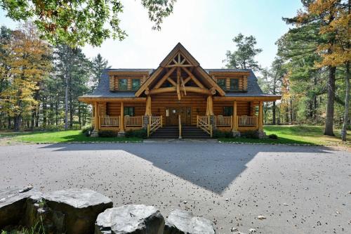 Osprey Lake Cabin home - image 14