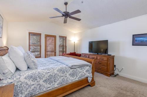 21 Trailside Court - main image