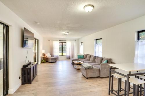 Winter Haven Home with Pool Near Legoland! in Winter Haven, USA