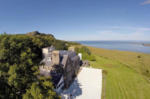 Flodigarry Hotel and SKYE Restaurant