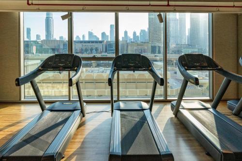 Sleeps 8 Burj Views Direct Dubai Mall Access - image 14