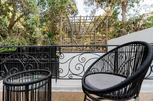 Brassbell l Zamalek l Daoud Studios near Iszlám Keramikamúzeum