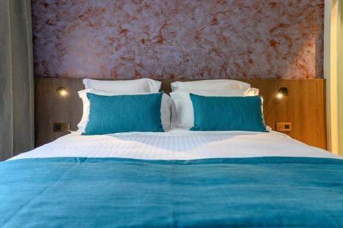Sable Bleu Boutique Hotel Room Type - Classic Room with Balcony