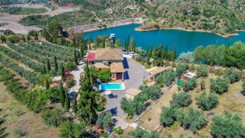finca mallorquin, Малага