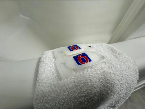Studio 6  Suites East Syracuse, NY - Airport - 화장실