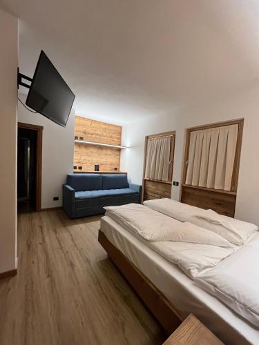 1 queen bed