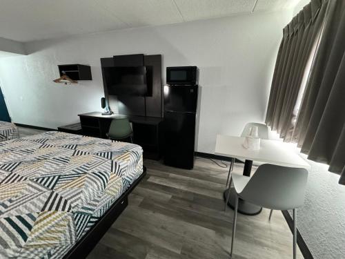 Studio 6 Suites East Syracuse NY Airport - image 8