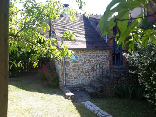 . Maison de charme avec piscine, proche de la Creuse et attractions touristiques - FR-1-591-62