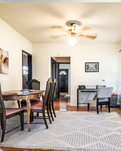 Trailside Retreat in the City in Tulsa, USA