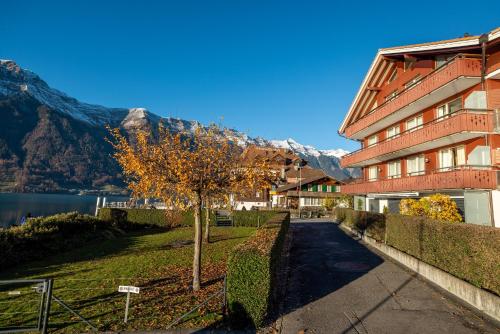 Chalet Apartments Iseltwald