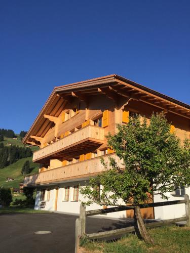 Chalet Butterfly - image 8