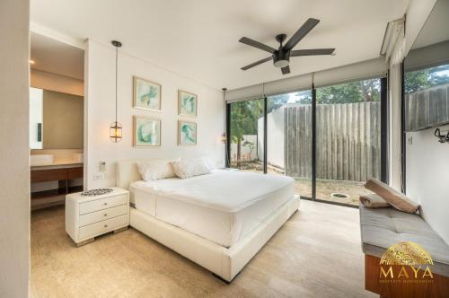 Panoramic 108C Lux 1BR Large Condo in La Veleta