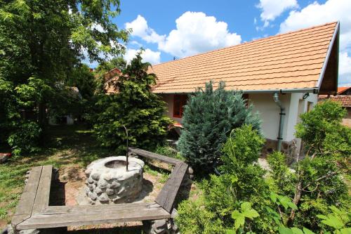Cserhát Guesthouse - image 12
