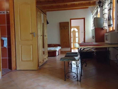 Cserhát Guesthouse - image 14