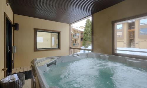 Beaverhead Suite 5 Slalom Trl 301 in Big Sky, USA