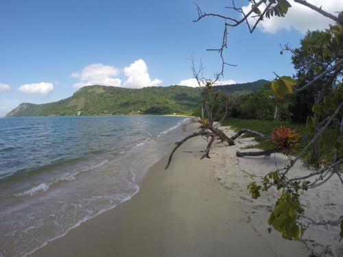 Beach, Remo Hostel in Paraty Mirim