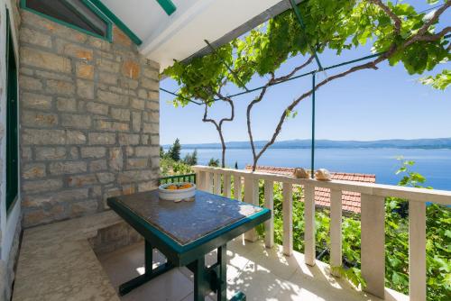 One-Bedroom Apartment with Sea View room in Apartments Nada