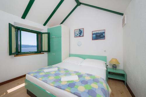 One-Bedroom apartment Standard image 7