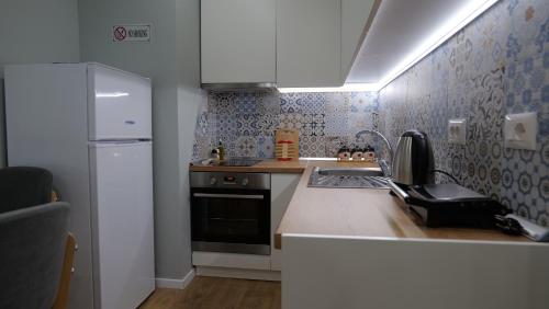 Kristi Apartments 02, Tirana (photo 6)