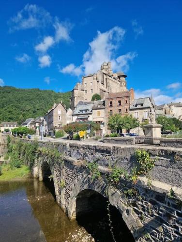 Le Casimir, Maison de campagne à Estaing