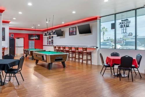 Best Western Canoga Park Motor Inn in Canoga Park, USA