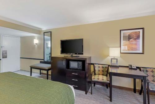 Best Western Canoga Park Motor Inn