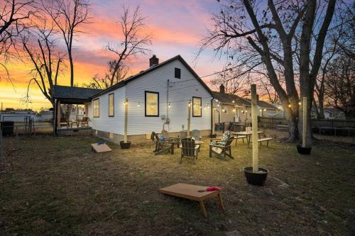 Urban Oasis centrally located near downtown! in Evansville, USA