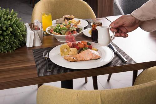 512843696 İbos Hotels Izmir