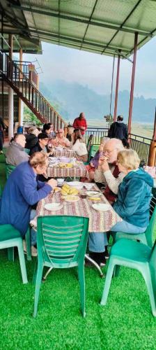 Ba Be Homestay - Nha Nghi Tran Thuc in Ba Be