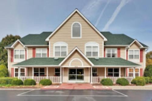 Radiant Inn and Suites - Hotel - Murfreesboro