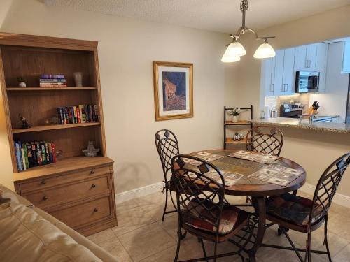 Sun&Fun - Beautiful renovated 2/2 villa in Jupiter in Jupiter, USA