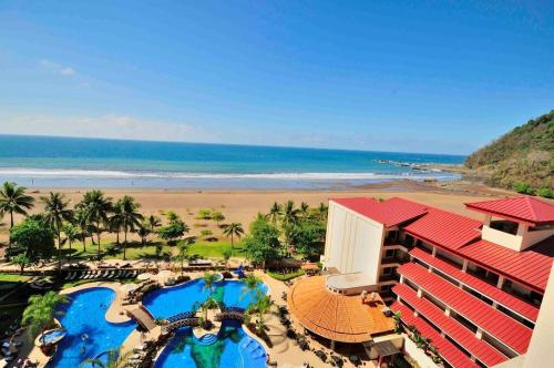 Jaco Beach Front Condo in 5-star resort!