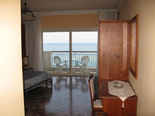 Quadruple Room with Sea View