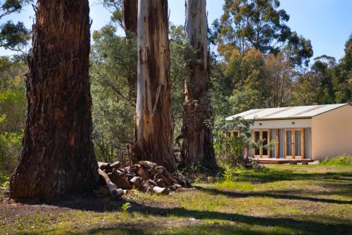 8 bedroom farmstead in Weatscheaf Daylesford