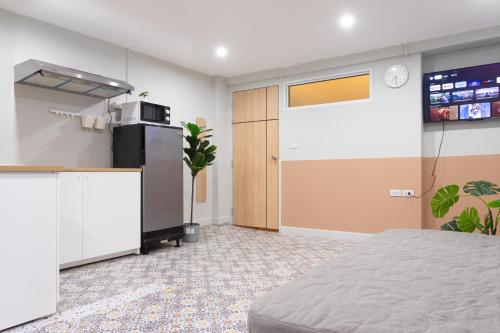 A1 Duplex large room wt kitchen, Bangkok