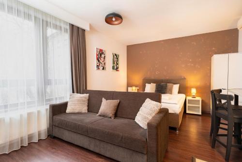 Gozsdu Court Budapest Room Type - Deluxe Studio Apartment