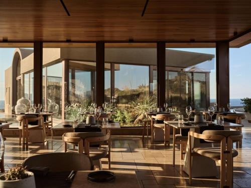 Restaurant, Acro Suites - A Wellbeing Resort in Gazi