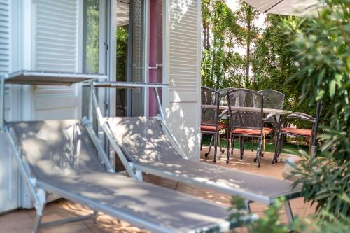 Modernes Apartment mit großer Terrasse