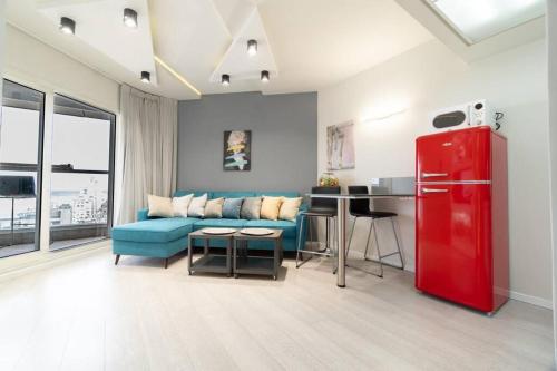 Facilities, Sweet Love - דירה מהממת על הטיילת בבת ים עם נוף מושלם in Bat Yam