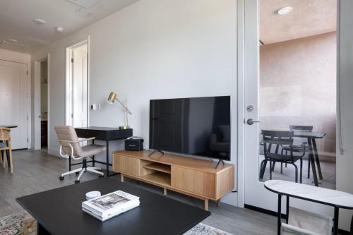 North Park 1br w wd nr restaurants bars SAN-36 in San Diego, USA