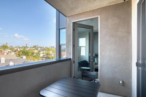 North Park 1br w wd nr restaurants bars SAN-36 in San Diego, USA