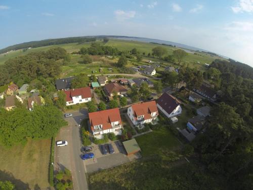 Alter Schulgarten in Loddin, Deutschland