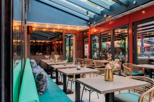 モニュメントホテル