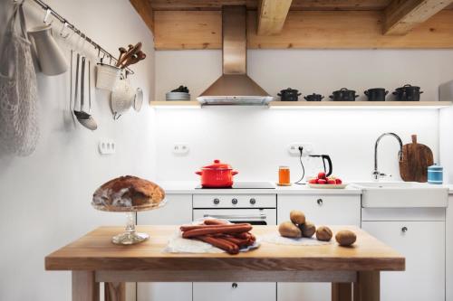 Chaloupka Dvě Sestry Chaloupka Dvě Sestry