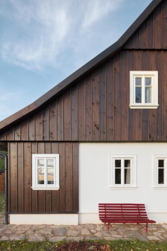 Chaloupka Dvě Sestry Chaloupka Dvě Sestry