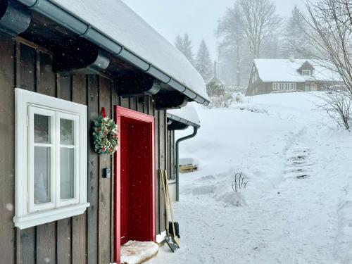 Chaloupka Dvě Sestry Chaloupka Dvě Sestry