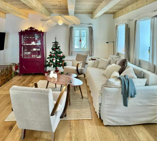 Chaloupka Dvě Sestry Chaloupka Dvě Sestry