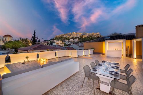Live Your Myth Under The Acropolis, Atenas